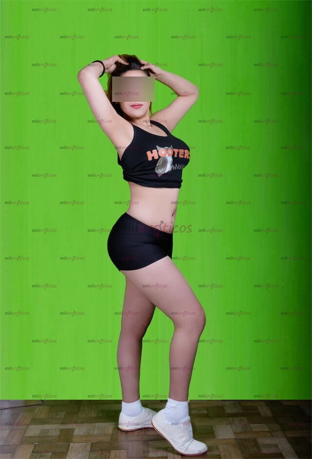 FOTOS DE SOLO PARA AMANTES DEL VERDADERO PLACER CHICA HOOTERS LISTA PARA DARTE PLACER