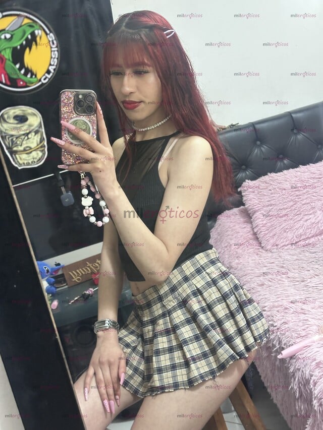 FOTOS DE SARA DELICIOSA UNA MUÑEQUITA PUESTA PARA TI