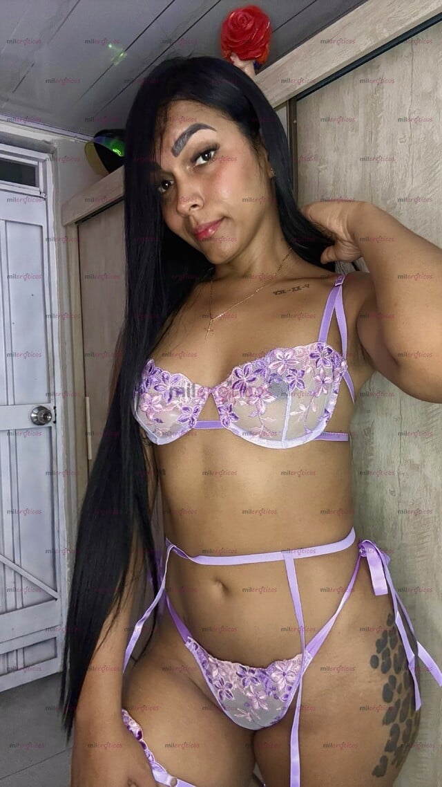 FOTOS DE MORENA DE LUJO, ARDIENTE, FEMENINA, LISTA PARA COMPLACERTE