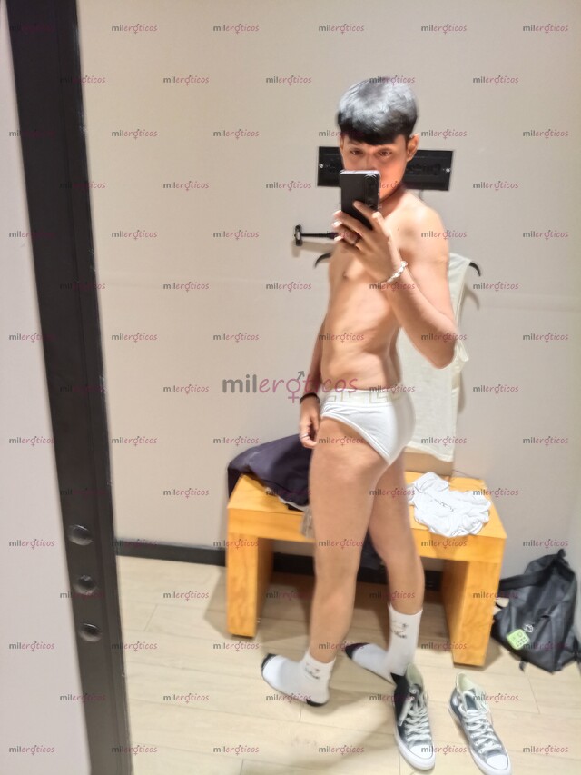 FOTOS DE CHICO VERGON UNIVERSITARIO DISPONIBLE PARA GENTE SOLVENTE