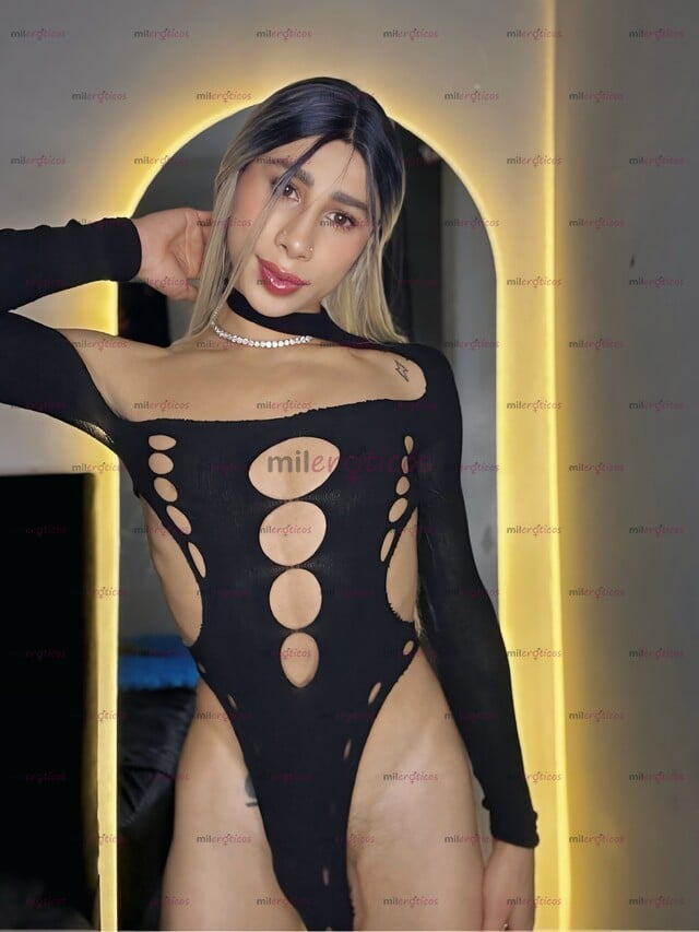 FOTOS DE MÍA CHICA TRANS CON 21CM DE PASO CON MUCHOS DESEOS DE COMPLACERTE Y CUMPLIR TUS