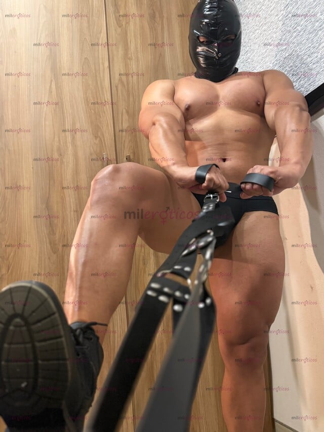FOTOS DE CASTIGADOR PENETRANTE BDSM SUMISIÓN BONDAJE MACHO DOMINANTE MUCULOSO MACHO RUDO