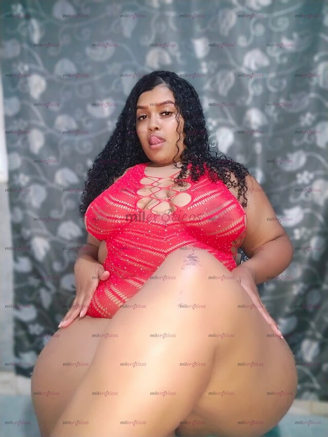FOTOS DE MORENA GRANDE CULONA Y TETONA, BIEN CALIENTE