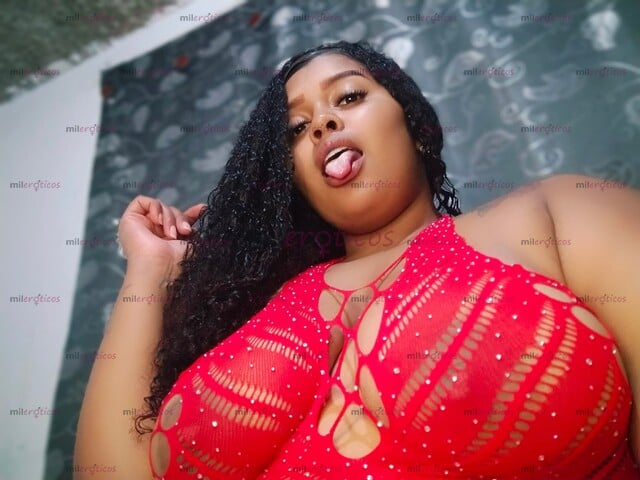 FOTOS DE MORENA GRANDE CULONA Y TETONA, BIEN CALIENTE