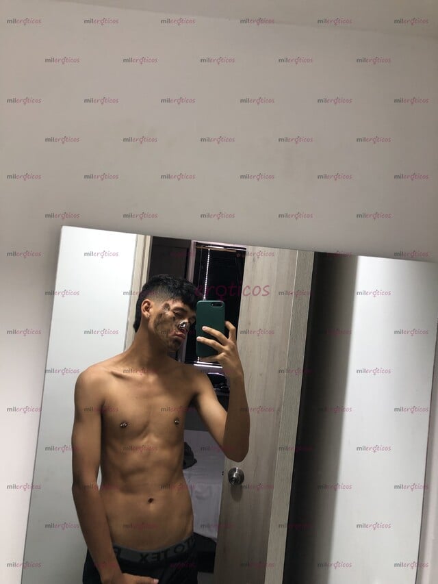 FOTOS DE JOVEN ATRACTIVO, DISCRETO Y LISTO PARA UNA EXPERIENCIA INOLVIDABLE