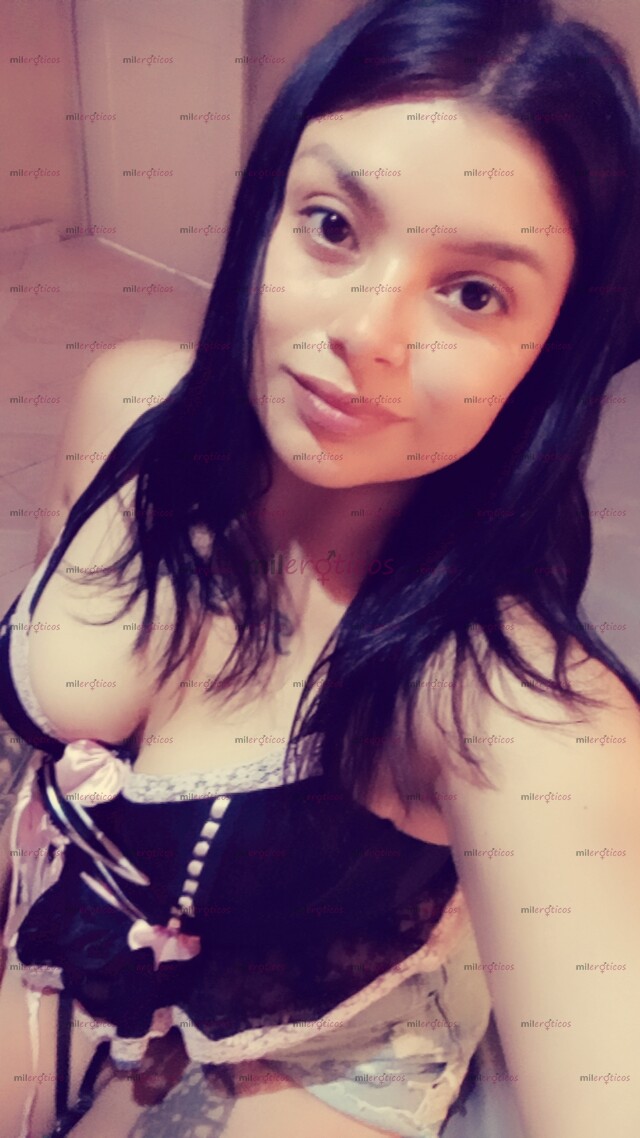 FOTOS DE HOLA AMOR SOY VANESSA TENGO 22 VEN Y CONOCEME