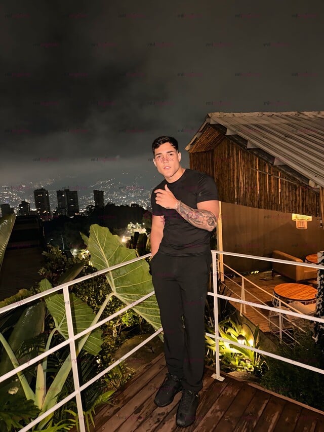 FOTOS DE CHICO EXCLUSIVO POR POCOS DÍAS EN TU CIUDAD