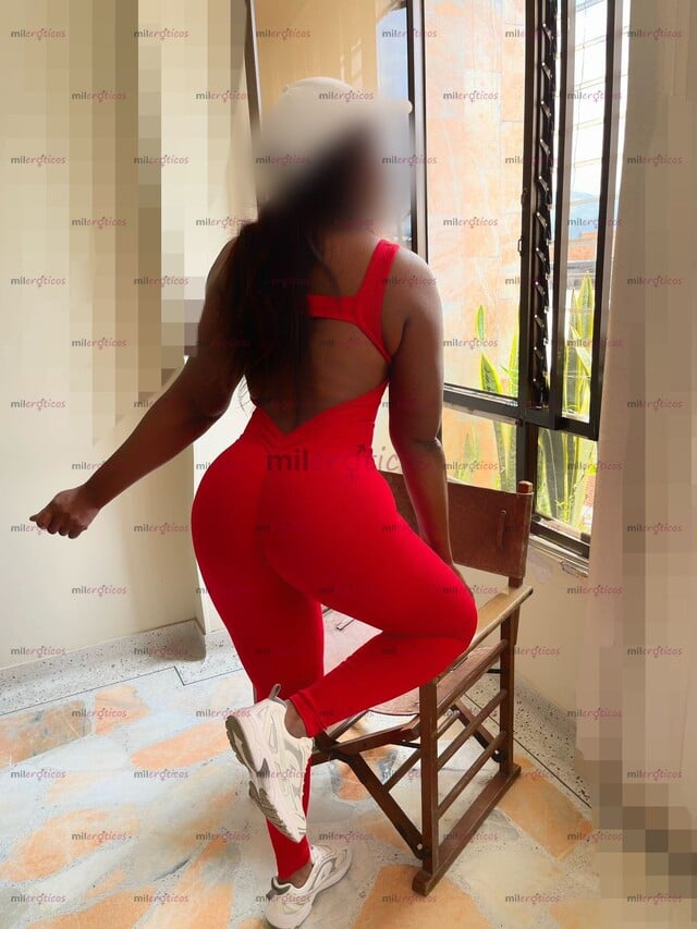 FOTOS DE DISPONIBLE ASTA EL SÁBADO CABALLEROS EL QUE NO COME NEGRA NO VA AL CIELO