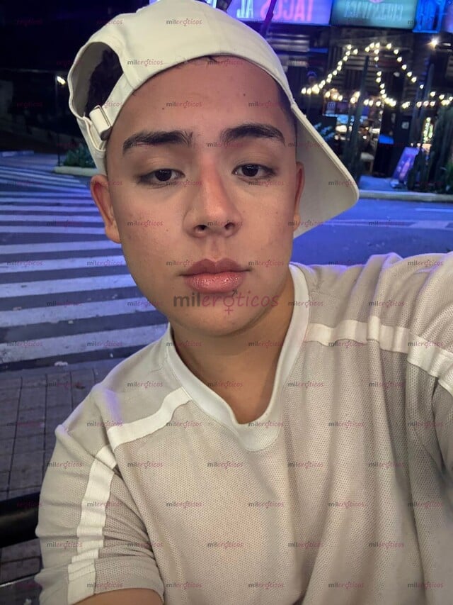 FOTOS DE CHICO DE 20 AÑOS, TROZO, VERSÁTIL DE MEDELLÍN