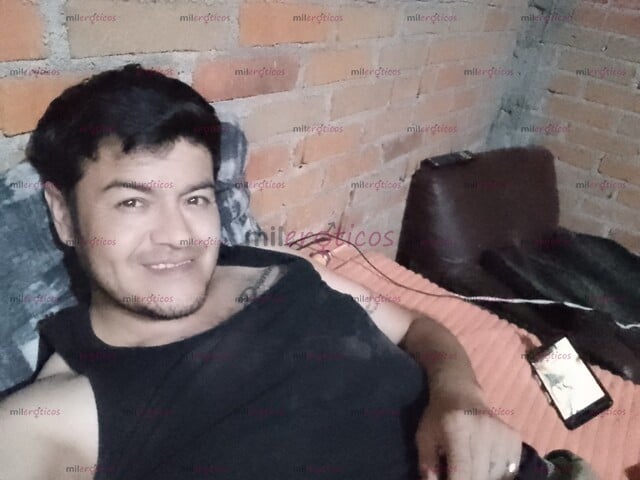 FOTOS DE CHAVO ACTIVO BUENA ONDA CON GRAN VERGA PARA TI