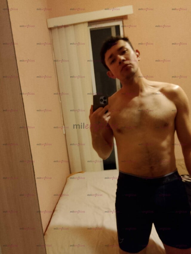 FOTOS DE JOVEN VERGON Y DEPORTISTA LISTO PARA COMPLACERTE