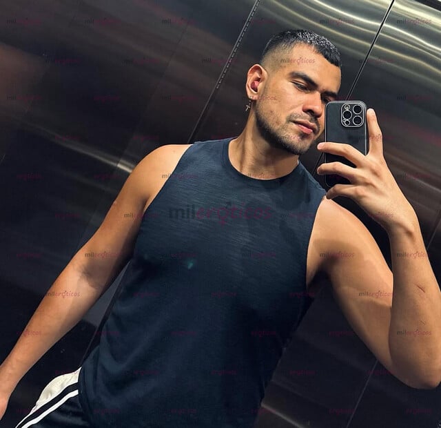 FOTOS DE LATINO CON VERGA ENORME Y GRUESA EN TU CIUDAD!VENTA DE CONTENIDO XXX DISPONIBLE