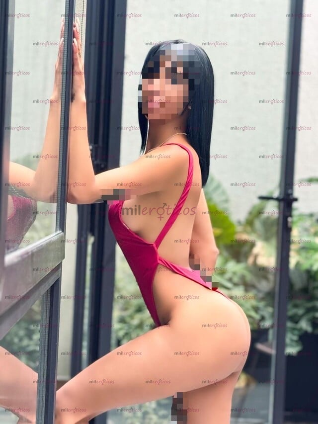 FOTOS DE FLAQUITA JOVENCITA, PETIT, SÚPER APRETADITA, JUGOSA 19 AÑOS