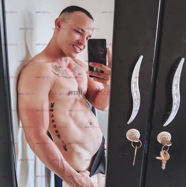 FOTOS DE SOY SIMPÁTICO BUEN FISICO ATLETA ME ENCANTA EL SEXO