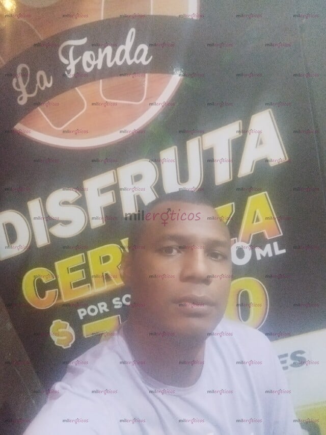 FOTOS DE SINGLE HETERO NEGRO JOVEN BUSCO MUJERES O PAREJAS
