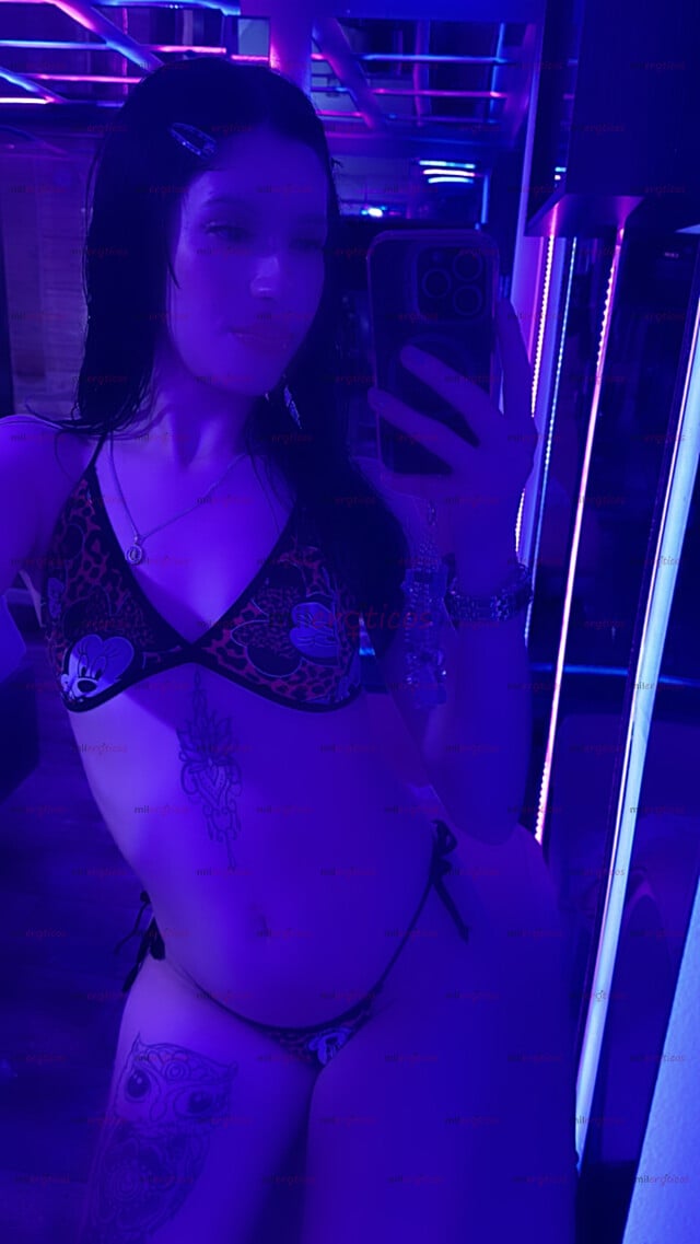 FOTOS DE SARA HERMOSA FLACA NUEVAMENTE EN KENNEDY