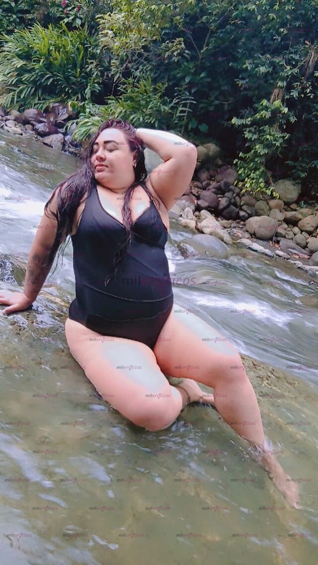 FOTOS DE HERMOSA TROZUDA MUY ARDIENTE PARA COMPLACERTE ME GUSTA LA VERGA BIEN DURA Y LECH