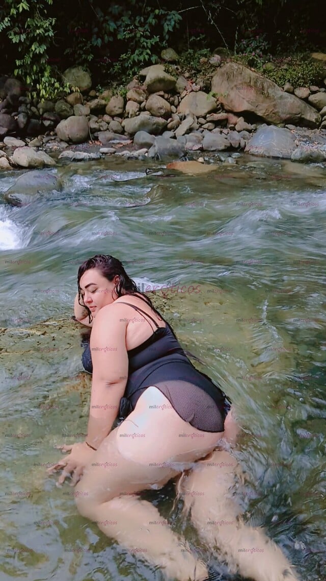 FOTOS DE HERMOSA TROZUDA MUY ARDIENTE PARA COMPLACERTE ME GUSTA LA VERGA BIEN DURA Y LECH