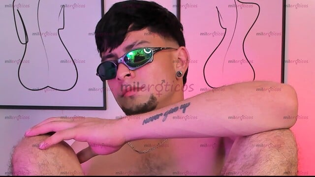 FOTOS DE CHICO HAIRY EXÓTICO , VEN DISFRUTA Y DIVIÉRTETE CONMIGO...