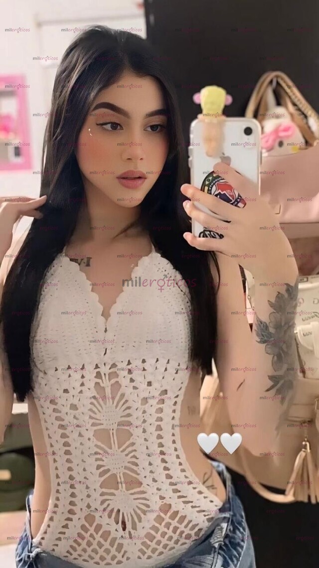 FOTOS DE LINDA COLOMBIANA DE 19 AÑOS CUERPO NATURAL