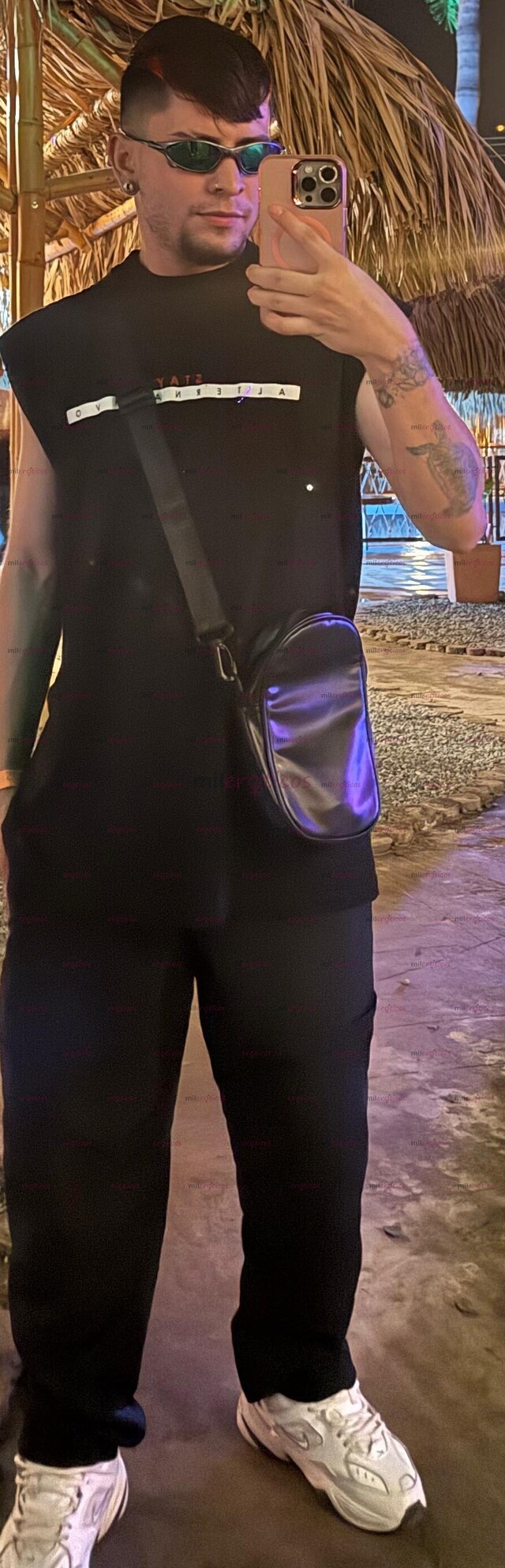 FOTOS DE SOY UN CHICO SUPER CACHONDO , SOLO PARA AGENDAR CITA