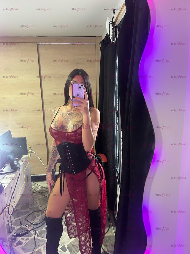 FOTOS DE HERMOSA TRANSFEMENINA SEXY LINDA TATUADA VEN Y DISFRUTA UN RATO CONMIGO