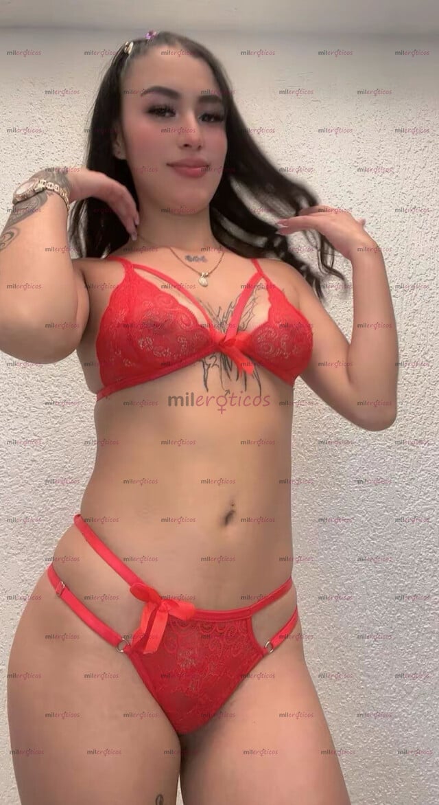 FOTOS DE ME LLAMO CAMILA UNA FLACA HERMOSA DE 19 AÑOS CON UNAS CURVAS MUY LINDAS