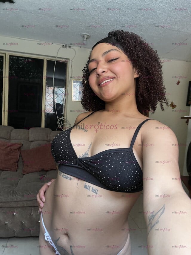 FOTOS DE MUÑEQUITA EXORCISTA SEXOSA CON GANAS DE VOLVERTE LOCO EN LA CAMA
