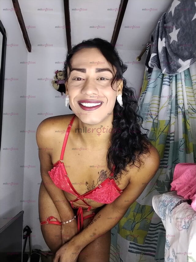 FOTOS DE CHICA. COMPLACE A TODOS SUS EXPERIENCIAS