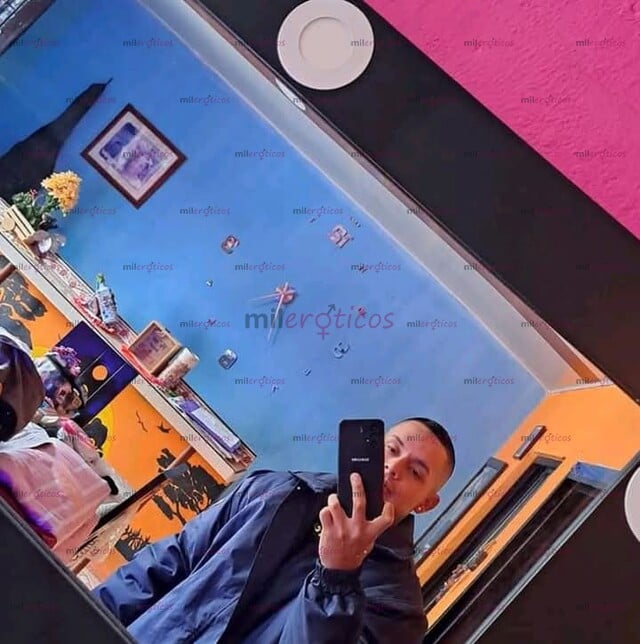 FOTOS DE HOLA AMORES SOY ANDRÉS RENGIFO QUIERES PASAR UN RRATO AGRADABLE MI REINA