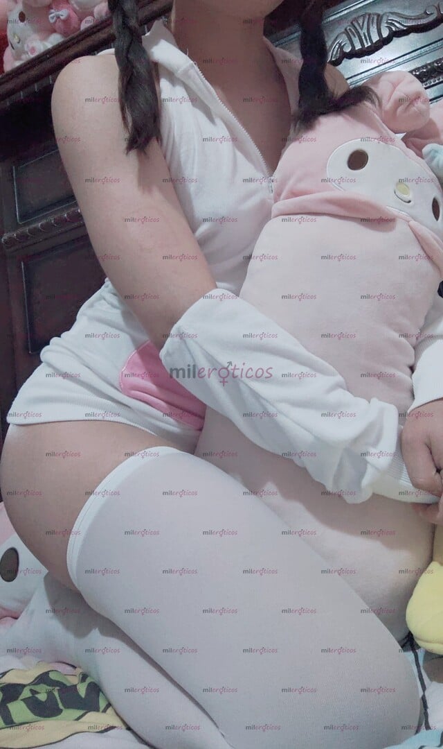 FOTOS DE ANGELIQUE, CHICA TRANS MASAJISTA, FEMENINA Y CULONA