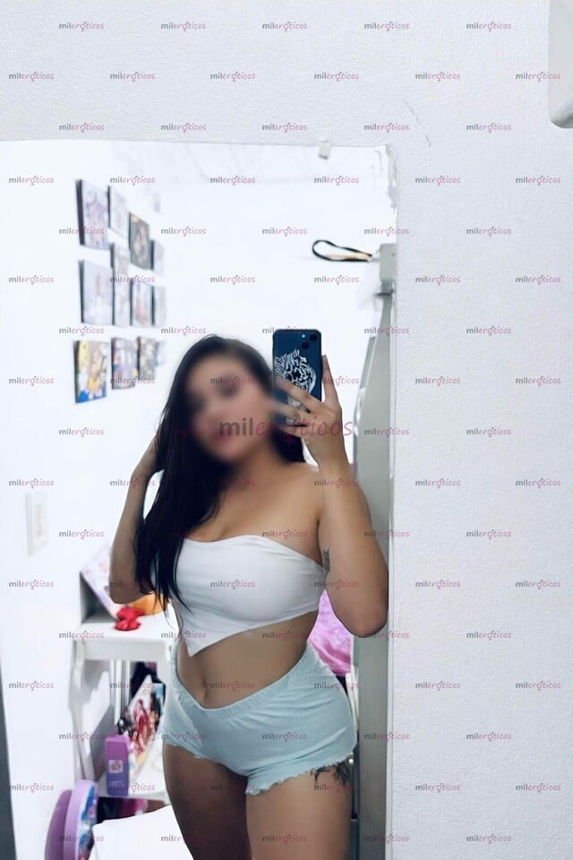 FOTOS DE LUNA ELEGANCIA SENSUALIDAD ,Y UNA TENTACIÓN DIFÍCIL DE OLVIDAR