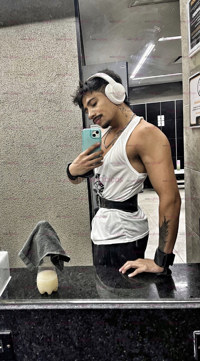 FOTOS DE ANDRÉ LATINO DE 23 AÑOS , (CON LUGAR)DISPONIBLE EN TU CIUDAD