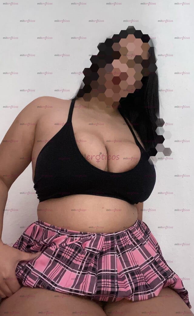 FOTOS DE NICOL 20 AÑOS TETONA Y NALGONA LISTA PARA HACERTE VENIR