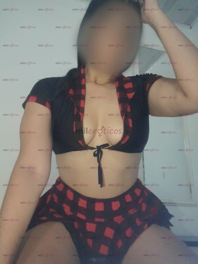 FOTOS DE SANTANDEREANA TROZUDITA, MARIANA 1.80CM DISPUESTA A COMPLACERTE