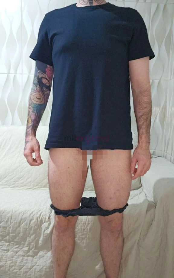 Se voce tem curiosidade ou fetiche por um homem de bucetinha acabou de encontrar o perfil real estou em transicao ha mais de 8 anos com a testosterona...