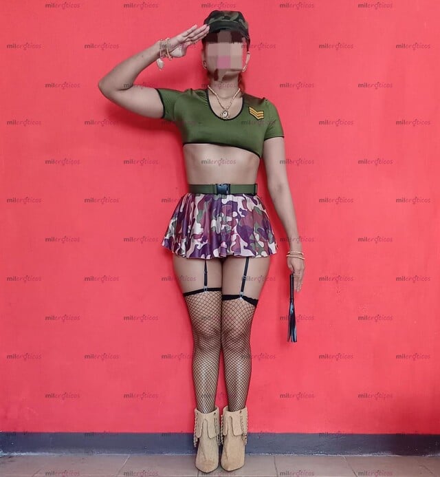 FOTOS DE SARGENTO CLEOPATRA AQUÍ SE OBEDECE SIN CUESTIONAR.