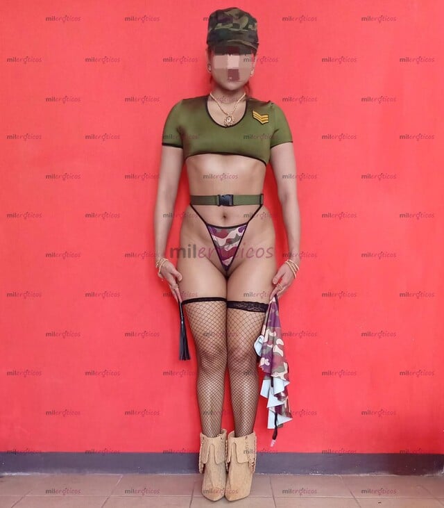 FOTOS DE SARGENTO CLEOPATRA AQUÍ SE OBEDECE SIN CUESTIONAR.