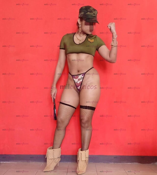 FOTOS DE SARGENTO CLEOPATRA AQUÍ SE OBEDECE SIN CUESTIONAR.