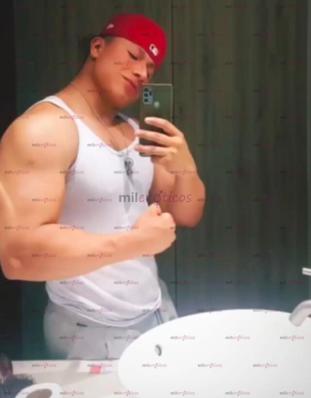 FOTOS DE MACHO LECHERO DOTADO, DE 20 CENTÍMETROS UNA EXPERIENCIA FASCINANTE Y ÚNICA