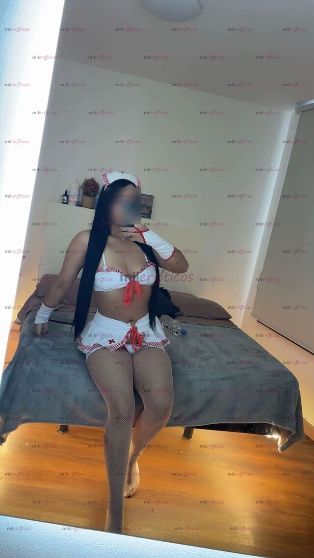 FOTOS DE NIKOLLE HERMOSA MORENA NATURAL UNIVERSITARIA DE 19 AÑITOS