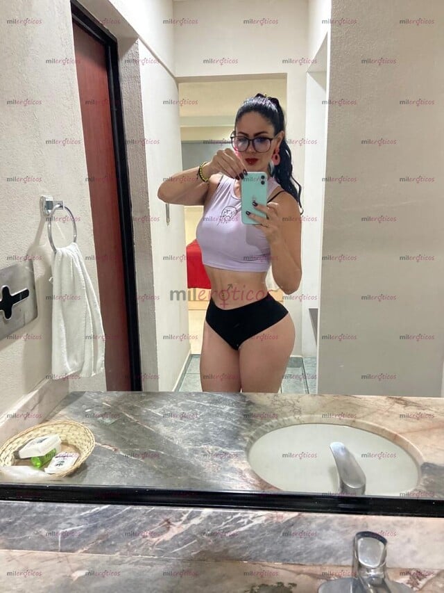FOTOS DE SENSUAL CURVILINEA PARA GUSTOS EXIGENTES TOTALM3NTE REAL