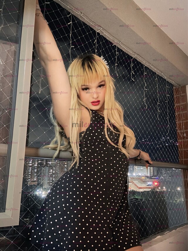 FOTOS DE HOLA CORAZÓN MI NOMBRE ES LILLY SOLO HOMBRES PUDIENTES, NADA ECONÓMICA