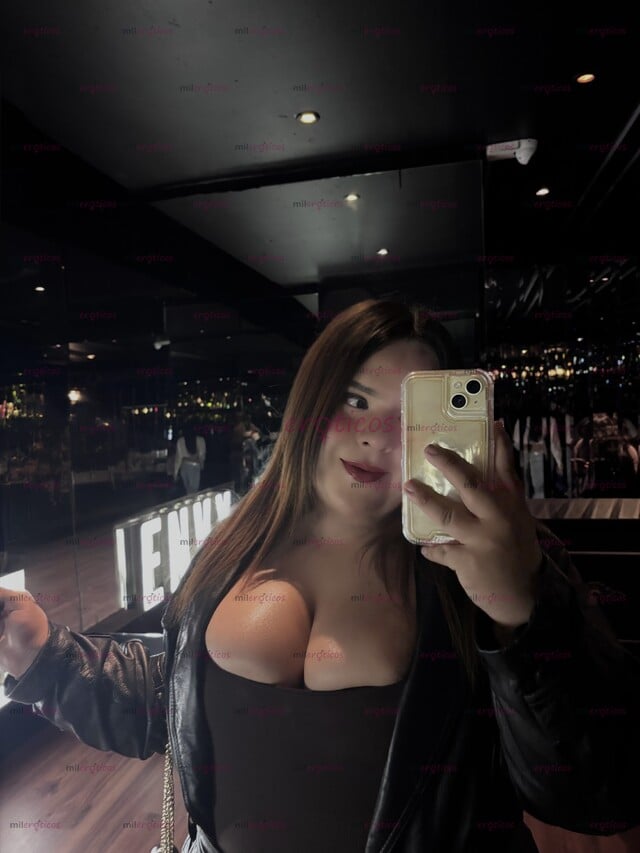 FOTOS DE TETONA SUPER PUTA CON GANAS DE QUE LA PONGAS SUPER PUTA