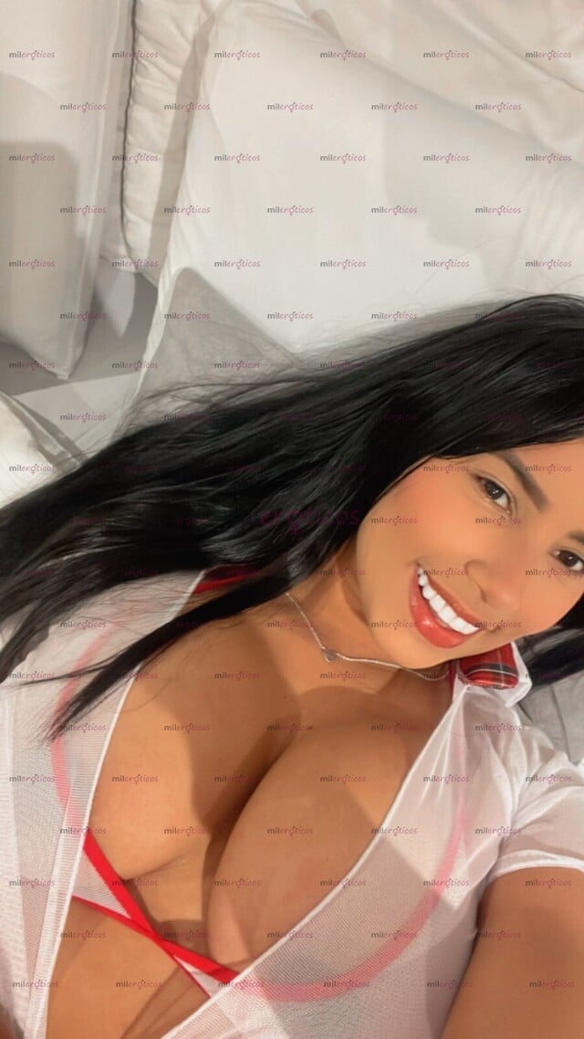 FOTOS DE SARAH HERMOSA PELINEGRA DISPONIBLE EN TÚ CIUDAD