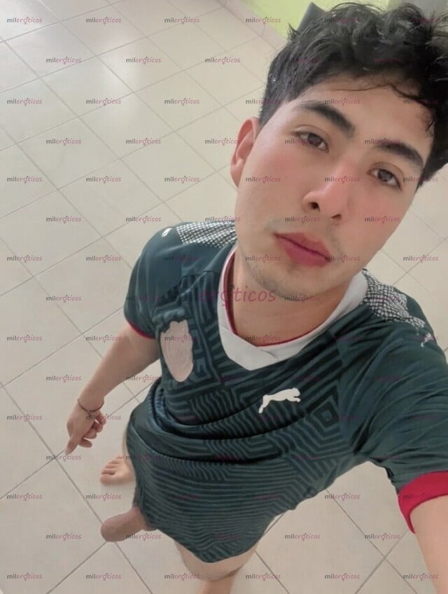 FOTOS DE 2 VATO $ AL PRECIO DE UNO MACHIN ACTIVO CON LA VERGA DURA Y MOSBOSO