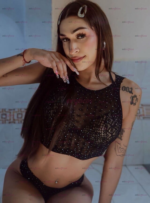 FOTOS DE ÚLTIMA NOCHE PORNSTAR CULONA Y CON VERGA DE 20 CM LECHERA
