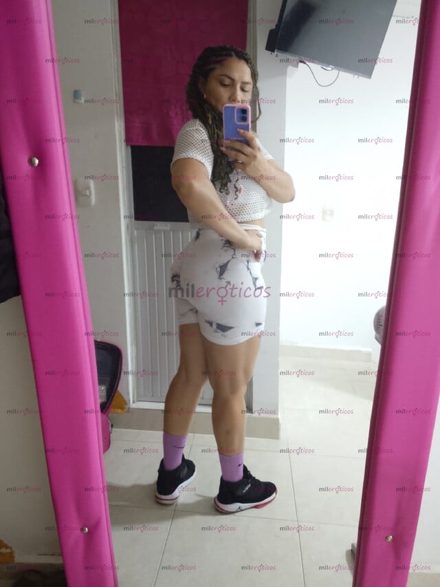 FOTOS DE LIBERA TU STRESS MI AMOR CON UN MASAJITO DE PIES A CABEZA , TE ESPERO TENGO SITI