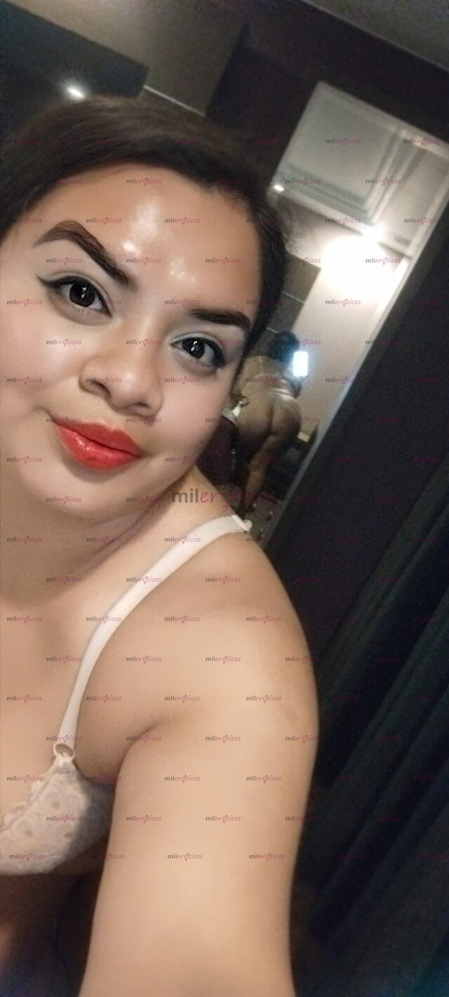 FOTOS DE ERANDI .. EN LA CAMA SOY LA CHICA IDEAL PARA TI
