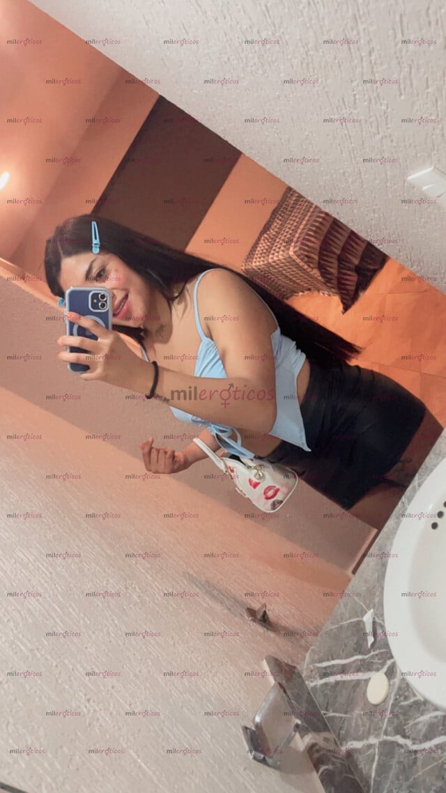 FOTOS DE CAMII NENA TRANY SUPER PETITT DISPONIBLE LA PASREMOS SUPER RICO HOT